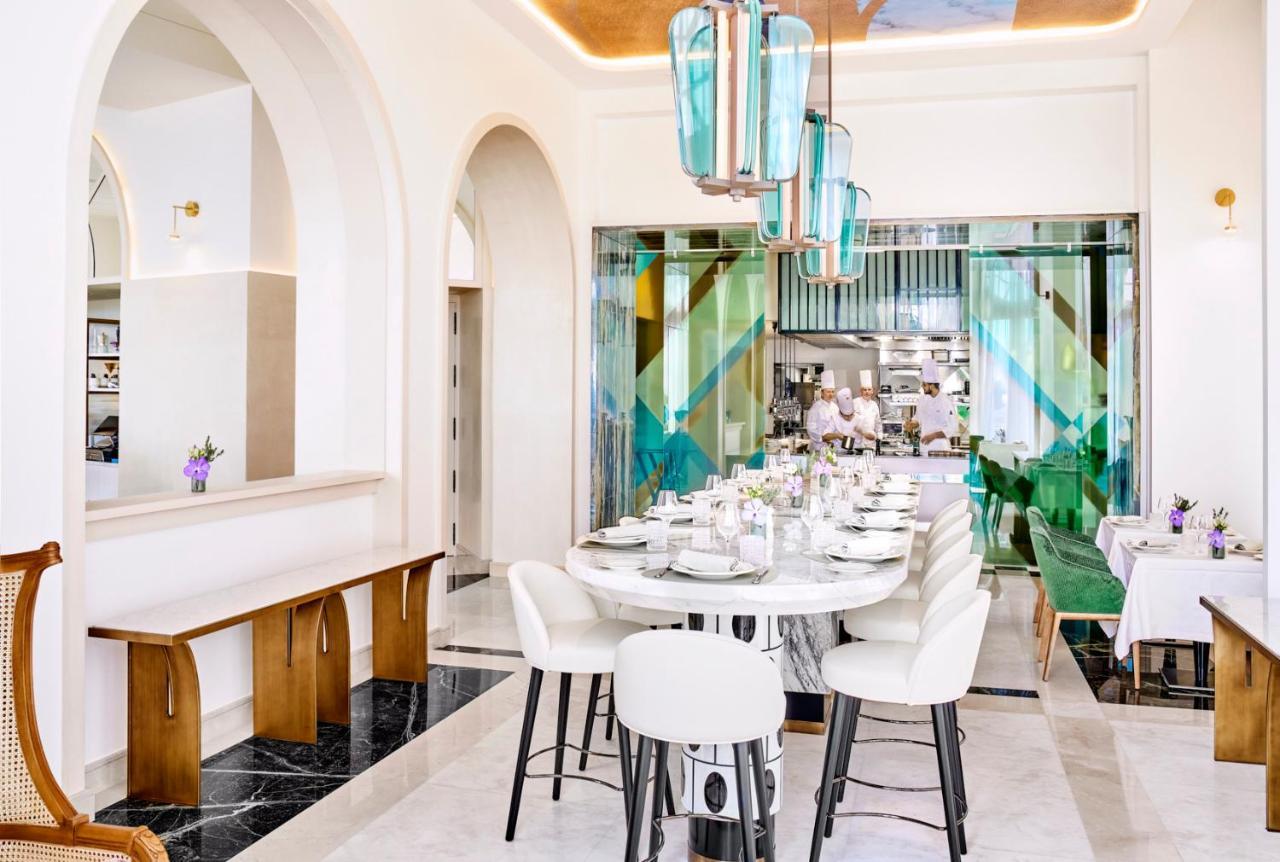 Carlton Cannes, A Regent Hotel Bagian luar foto