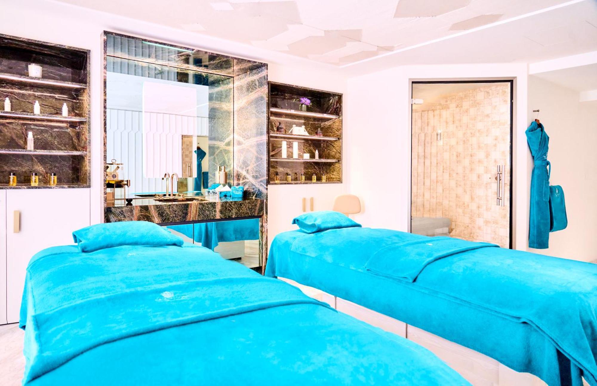 Carlton Cannes, A Regent Hotel Bagian luar foto
