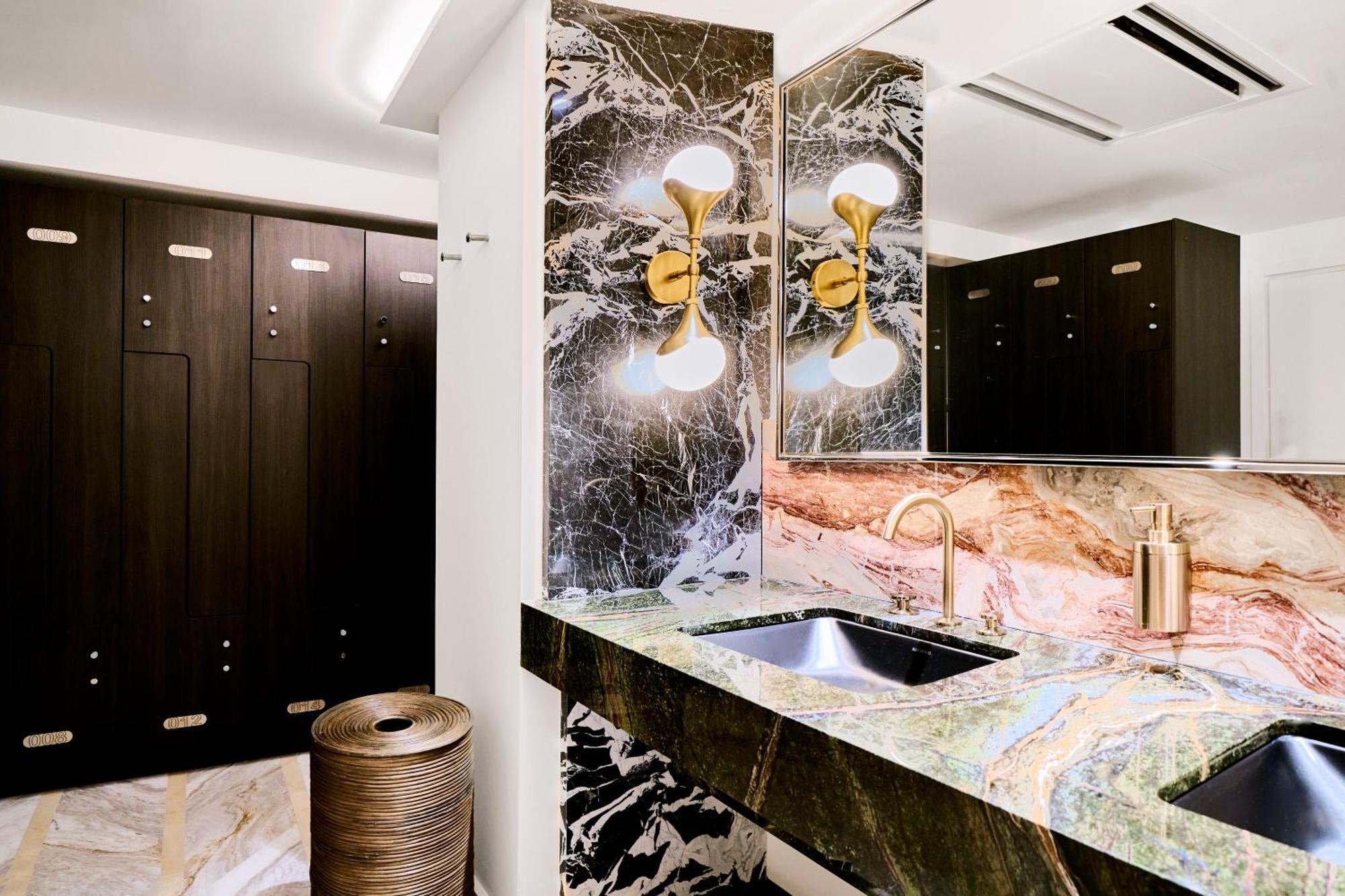 Carlton Cannes, A Regent Hotel Bagian luar foto