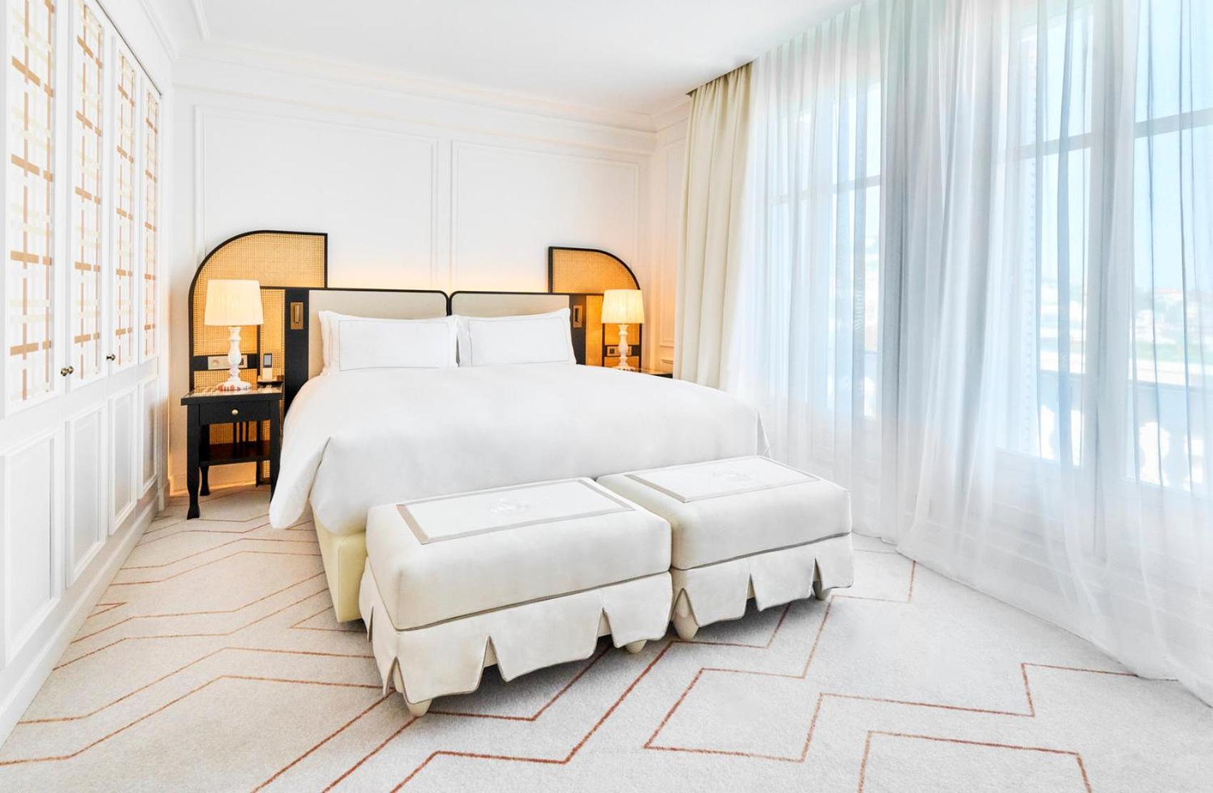 Carlton Cannes, A Regent Hotel Bagian luar foto
